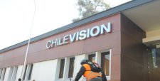 Chilevisión logra acuerdo con Canal 13 y prorroga por tres años estadía en Inés Matte