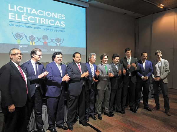 <p>Licitación eléctrica rompe récord e impulsará inversiones por unos US$ 1.000 millones</p>