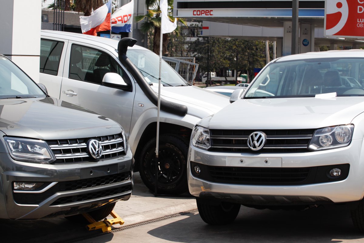 <p>Autos nuevos no saben de desaceleración: ventas suben 18% en 2017 y la industria espera récord para 2018</p>