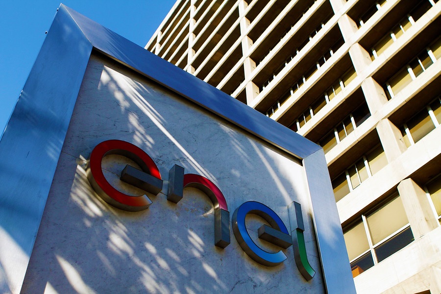 <p>Enel Chile cierra 2017 con cifras positivas a pesar de bajos resultados de filiales de Distribución y Generación</p>