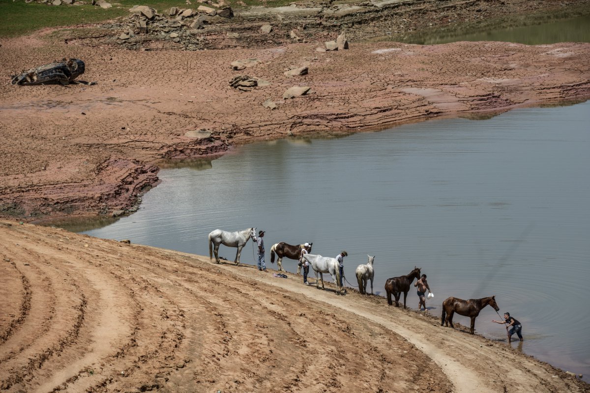 <p>Se cierran los grifos en la ciudad de la cumbre del agua</p>