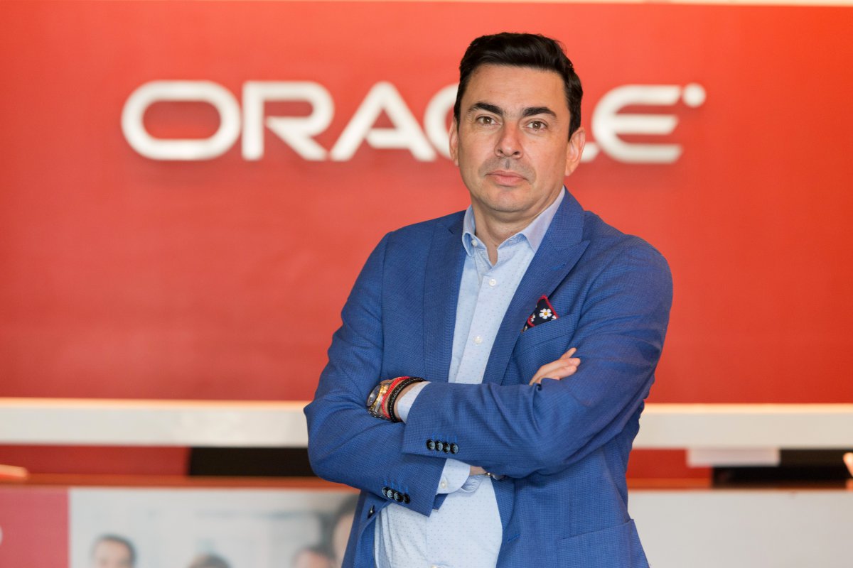 <p>José Luis Olave, director de Ventas de Transformación de Negocios de Oracle.</p>