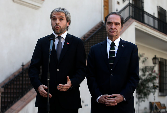 <p>Gobierno expresa "profundo rechazo" a "crueles" declaraciones de Urrutia</p>