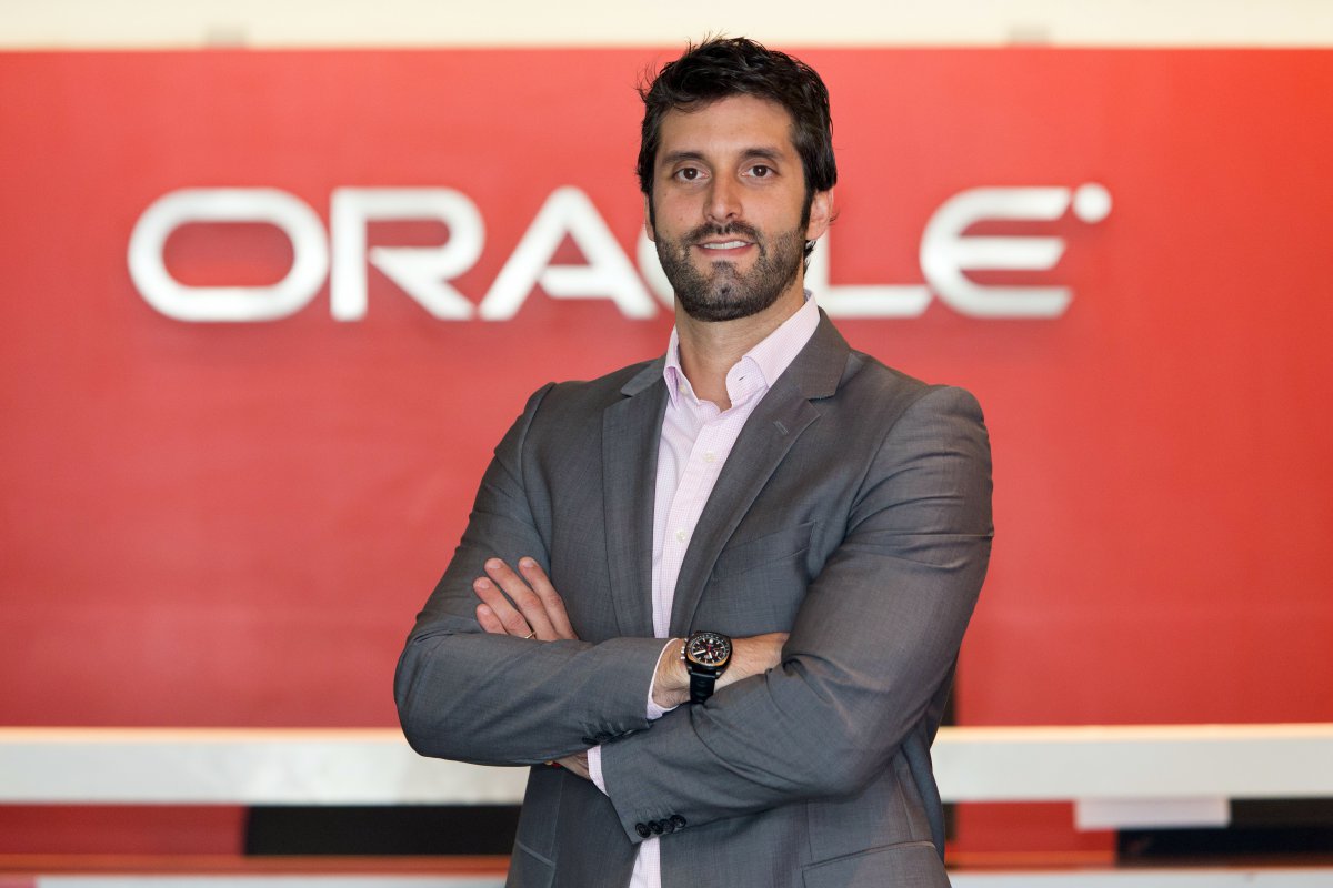 <p>Vinicius Días, director de Ventas de Infraestructura de Oracle.</p>