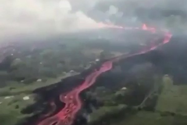 <p>Ahora en DF: Al menos 62 muertos por la erupción del volcán de Fuego en Guatemala</p>