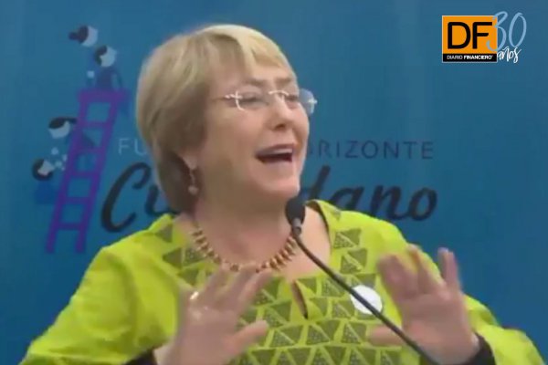 <p>Ahora en DF: Bachelet hace el lanzamiento de su fundación "Horizonte Ciudadano"</p>