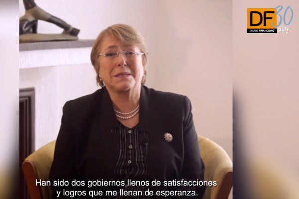 <p>Ahora en DF: Bachelet se despide de los chilenos antes de partir a Ginebra</p>