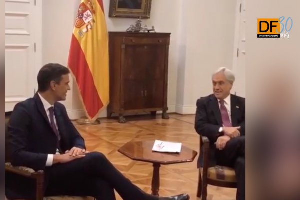 <p>Ahora en DF: Piñera recibe en La Moneda al presidente del Gobierno de España, Pedro Sánchez</p>