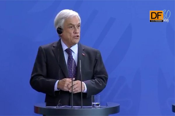 <p>Ahora en DF: Piñera y Merkel se reúnen para tratar Acuerdo de Libre Comercio</p>