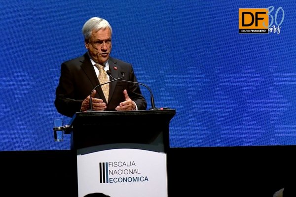 <p>Ahora en DF: Piñera destaca la promoción de la libre competencia "para que el sistema sea más ético"</p>