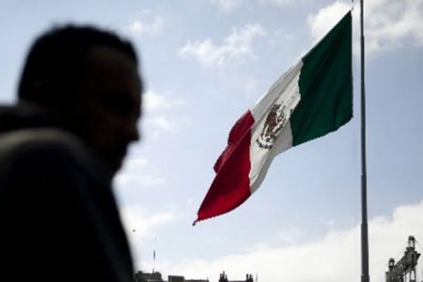 <p>Fraude y corrupción intimidan a los empresarios en México</p>