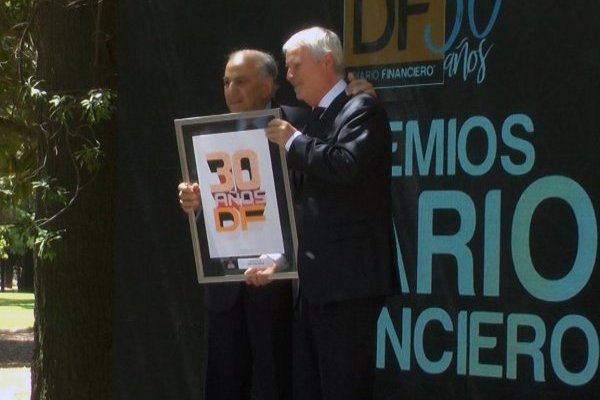 <p>DF entregó premios empresariales 2018</p>