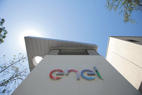 <p>Leonidas Vial y Eduardo Fernández multiplican su apuesta por Enel Generación</p>