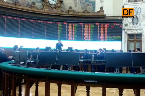 <p>Ahora en DF: SQM hace historia al rematar el 24% de su propiedad en bolsa</p>