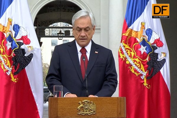 <p>Ahora en DF: Piñera respalda a Chadwick</p>