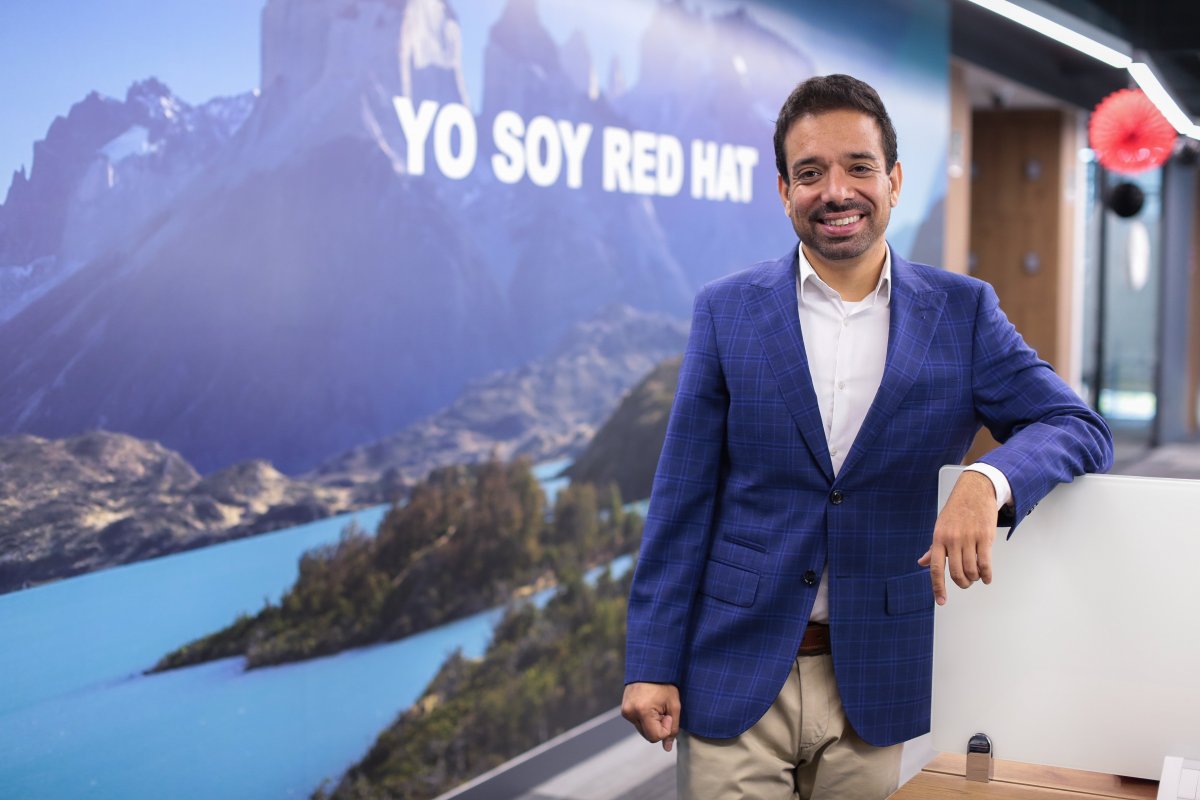 <p>Mauricio Cáceres, director de Ventas para Sector Público de Red Hat Chile.</p>