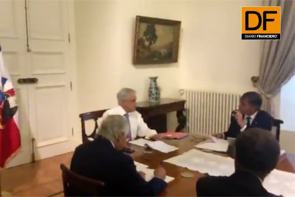 <p>Ahora en DF: Presidente Piñera encabeza comité político tras regreso de vacaciones</p>