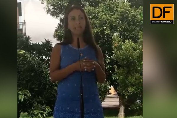 <p>Ahora en DF: Cecilia Pérez se refiere a la situación de Venezuela tras Comité Político en La Moneda</p>