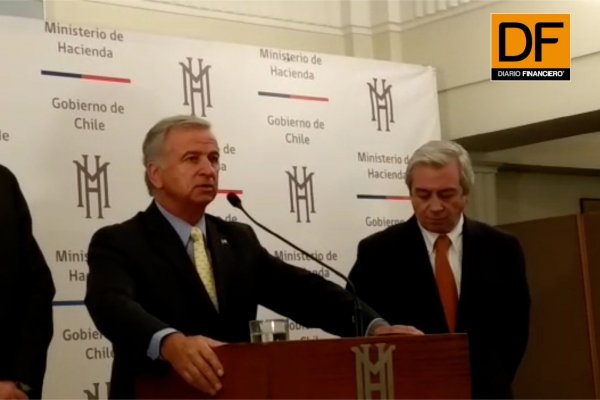 <p>Ahora en DF: Gobierno anuncia la entrega del último aporte a Codelco</p>