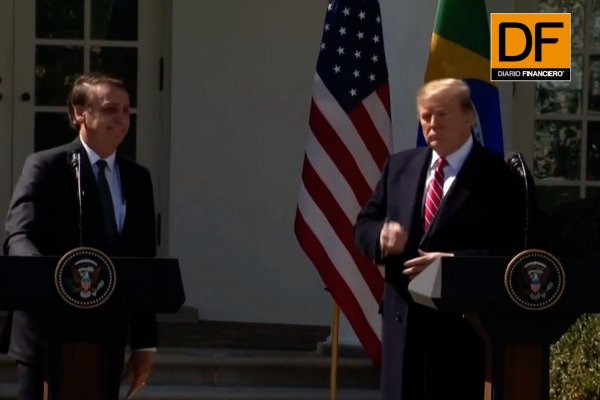 <p>Ahora en DF: Bolsonaro tras reunión con Trump aseguró que "es un nuevo capítulo de cooperación entre Brasil y EEUU"</p>