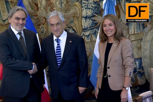 <p>Ahora en DF: Piñera y ministra Jiménez se reúnen con el secretario de Energía de Argentina para tratar importación de gas</p>