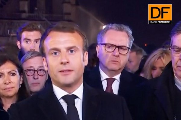 <p>Ahora en DF: Macron se compromete a reconstruir Notre Dame</p>