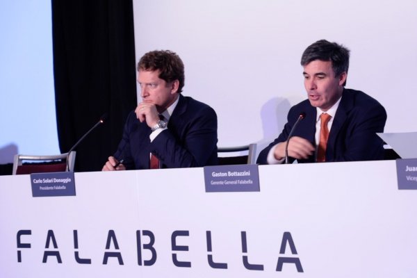 <p>Ahora en DF: Falabella se refresca y presenta su "moderno" logo corporativo</p>