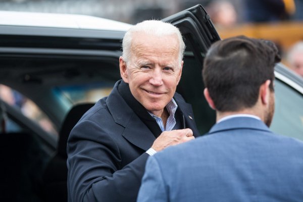 Joe Biden ingresa a la carrera demócrata por la presidencia de EEUU