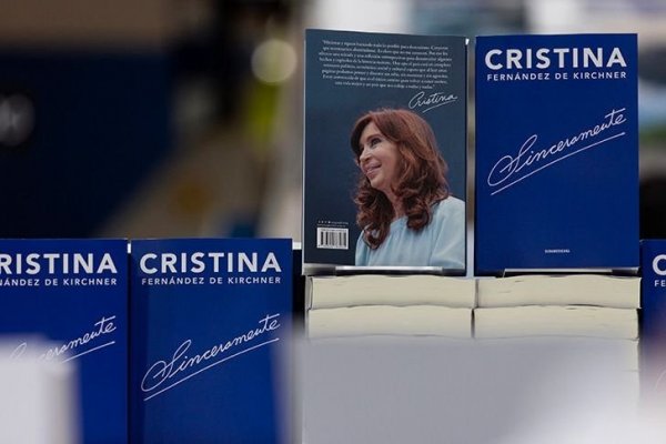 <p>El libro de Cristina Fernández es el bestseller del momento en Amazon</p>