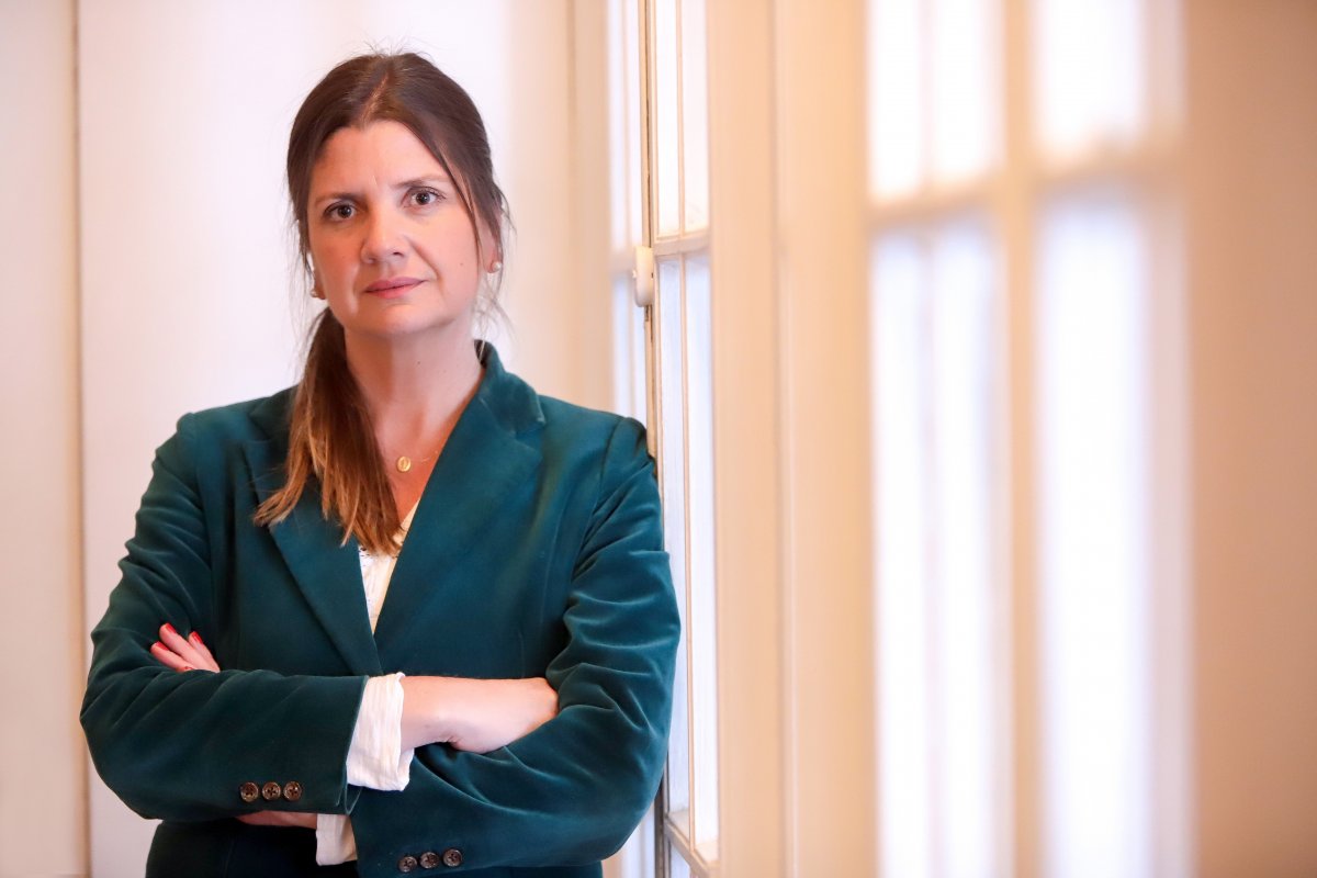 <p>Macarena Letelier tras polémica elección: “Yo estaba disponible para la presidencia del Colegio de Abogados… pero sigo adelante con las mismas ganas”</p>