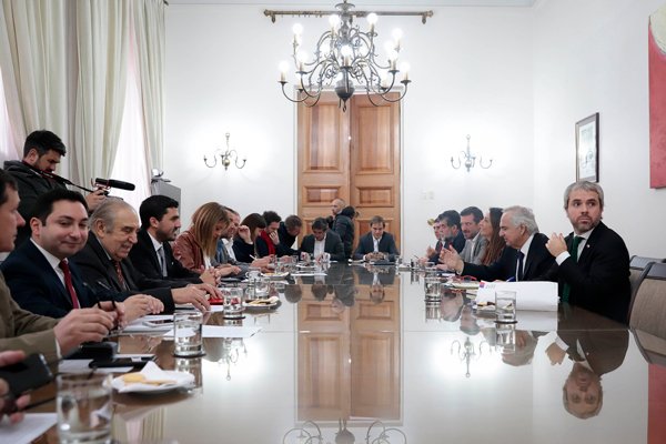 Los proyectos tributario y laboral fueron los ejes de la discusión en el Comité Político en La Moneda. Foto: Agencia Uno