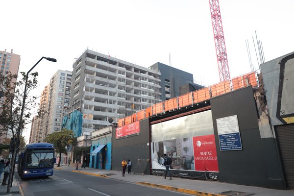 El anterior boom inmobiliario de la comuna en 2012 se frenó por las limitaciones de altura. Foto: Rodolfo Jara