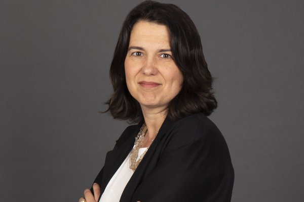 Carolina Bawlitza, counsel del área de Libre Competencia en DLA Piper Chile.