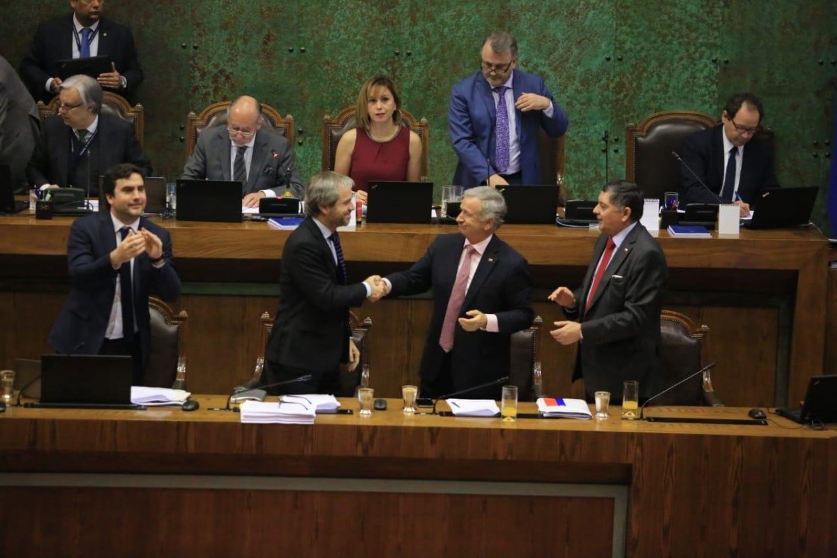 <p>Gobierno se anota un triunfo: Cámara de Diputados despacha al Senado la reforma tributaria con integración del sistema</p>