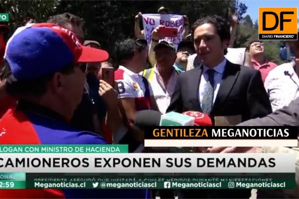 Ahora en DF: La conversación del ministro Briones con los camioneros en medio de la protesta contra el TAG