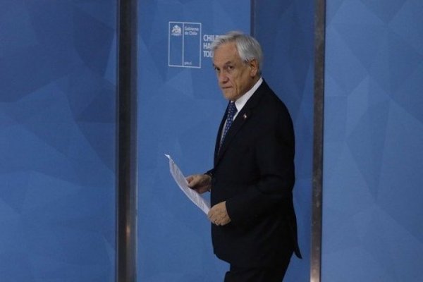 Gobierno de Piñera dispuesto a avanzar "más allá del 20%" de aumento propuesto para pensiones