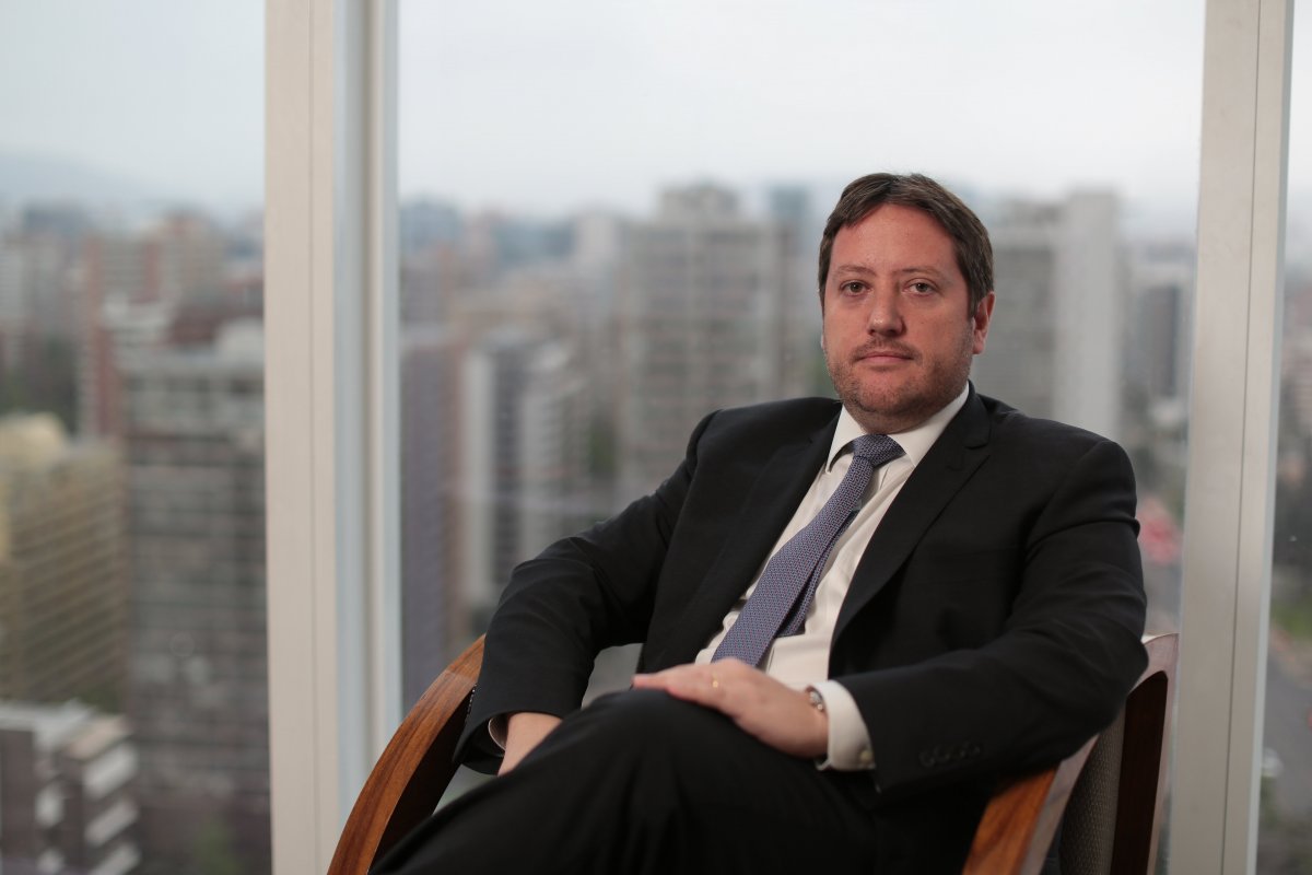 <p>Renzo Vercelli, vicepresidente de Negocios Voluntarios de SURA Asset Management Chile.</p>