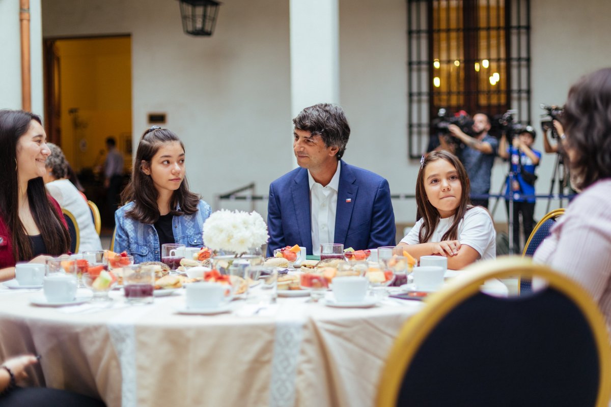 <p>Minciencia celebra el "Día Internacional de la Mujer y la Niña en la Ciencia" y llama a aumentar participación femenina en el sector</p>