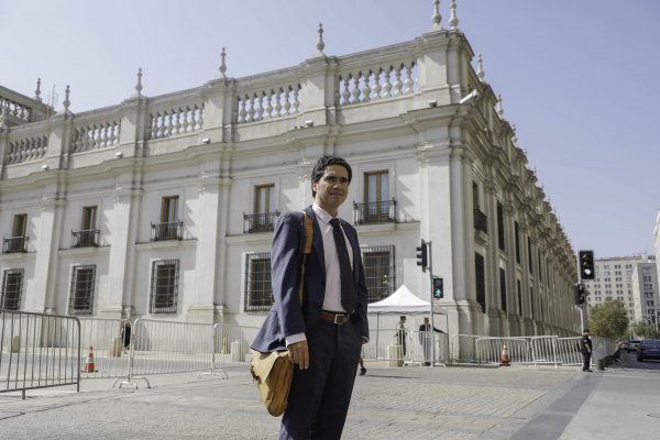El ministro de Hacienda, Ignacio Briones, participó ayer en actividades en La Moneda.