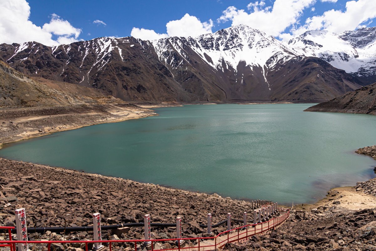 <p>Junta de Vigilancia del Río Maipo prevé mayor consumo de agua potable para usos de higiene y aumentará redistribución para el Gran Santiago</p>