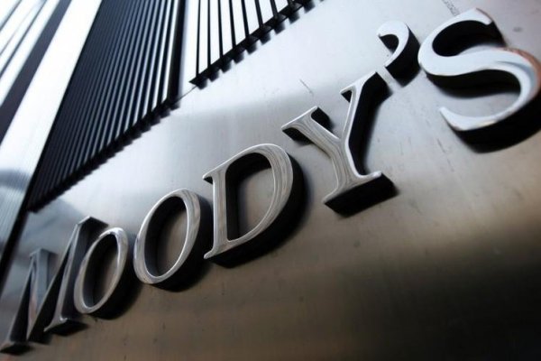 Moody’s cambia a "negativa" perspectiva de la banca chilena por Covid-19