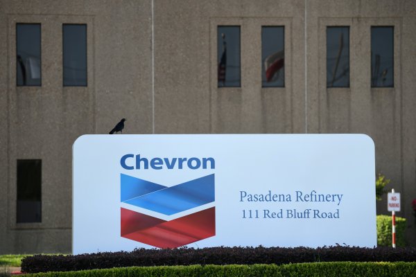 El gobierno de Trump había dado una licencia a Chevron que la eximía de las sanciones por operar en Venezuela. (Foto: Reuters)