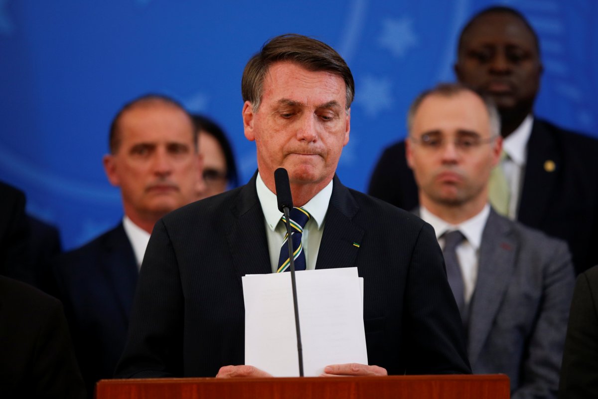 <p>Bolsonaro niega haber intentado interferir en el trabajo de la policía pero Fiscalía encarga investigación</p>