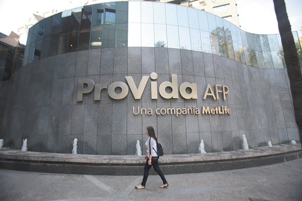 <p> Tribunal pidió a la AFP Provida explicar las condiciones en que se puede dar el retiro. Foto: Julio Castro</p>