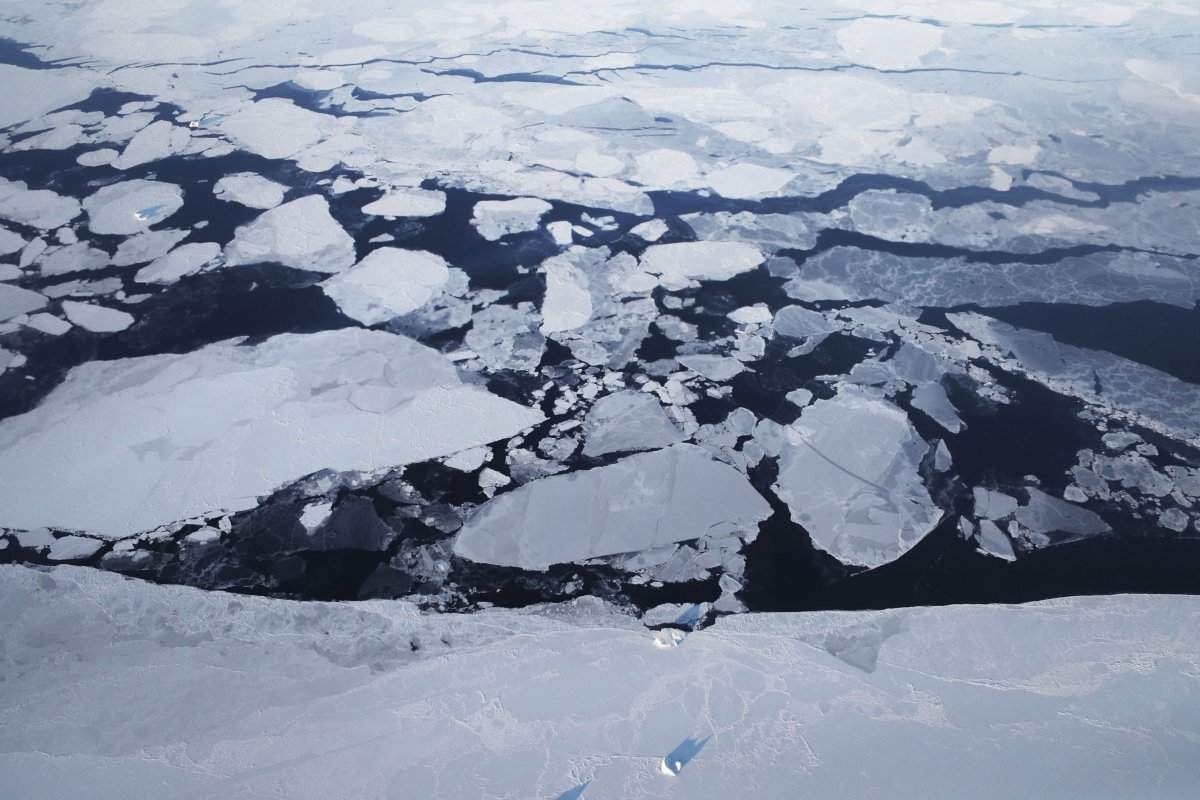 <p>El calentamiento global está llevando a una menor congelación del hielo cada año.</p>