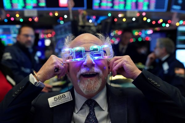 Wall Street de fiesta: S&P 500 vuelve en tiempo récord a máximos históricos