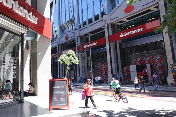 <p>Santander Chile anuncia que repartirá dividendos por más de US$ 200 millones</p>