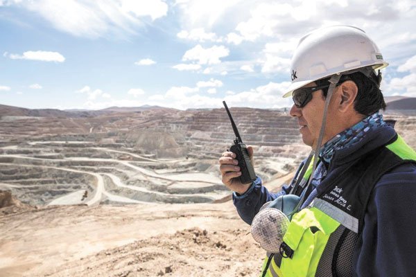 <p>Teck estima impacto de suspensión de Quebrada Blanca 2 en unos US$ 400 millones y trabajadores en faenas ya alcanza cifra previa al Covid-19</p>