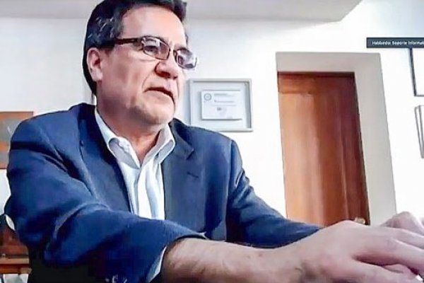 <p>Director del SII informa que instruyó auditoría interna por rebaja en cálculo de impuestos a Penta</p>