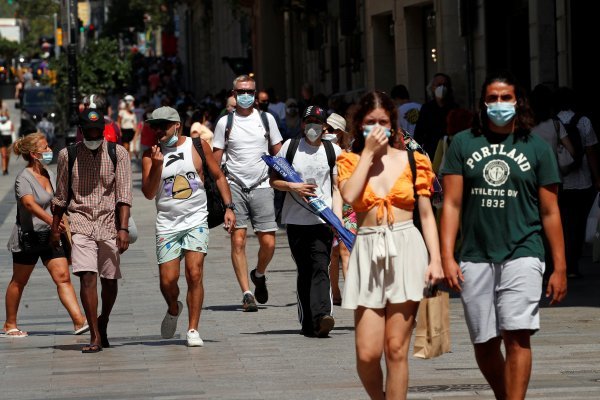 Banco Central advierte del frágil momento financiero para los hogares chilenos tras ocho meses de pandemia